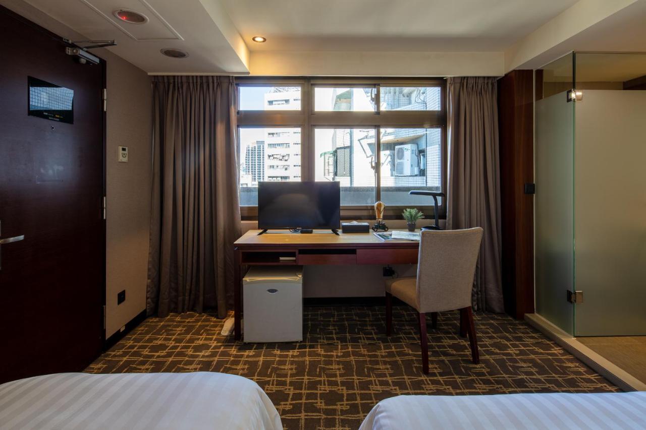 Rich & Free Hotel - Kaifeng 富逸旅趣-北車開封館 Taipei Dış mekan fotoğraf