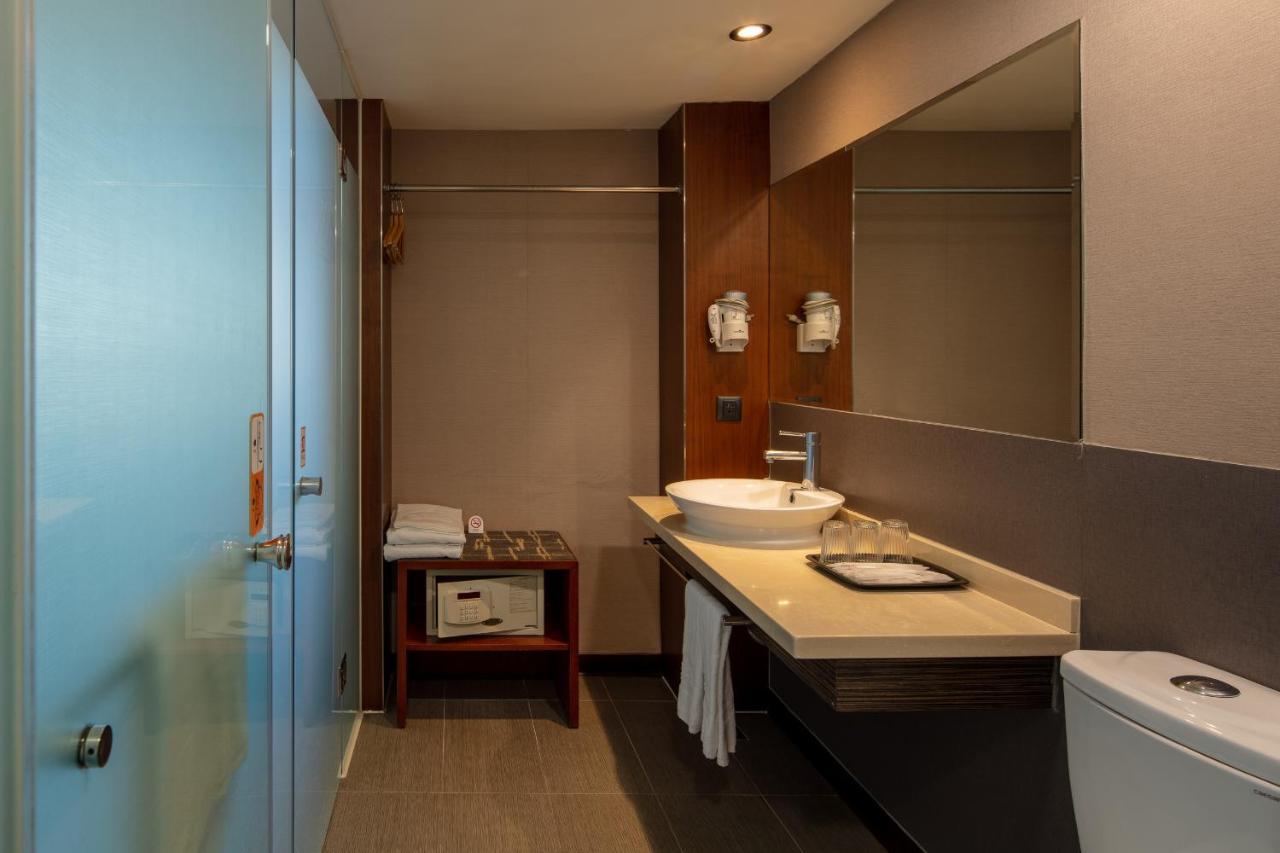 Rich & Free Hotel - Kaifeng 富逸旅趣-北車開封館 Taipei Dış mekan fotoğraf