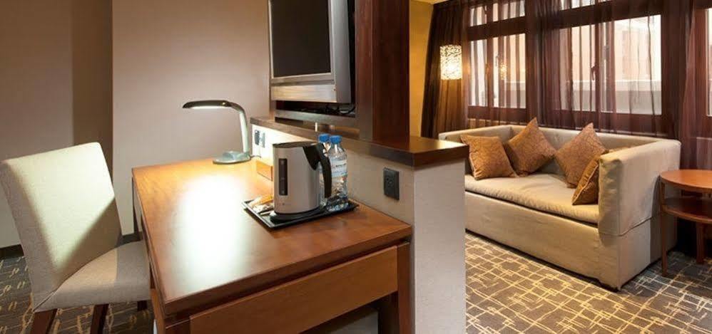 Rich & Free Hotel - Kaifeng 富逸旅趣-北車開封館 Taipei Dış mekan fotoğraf